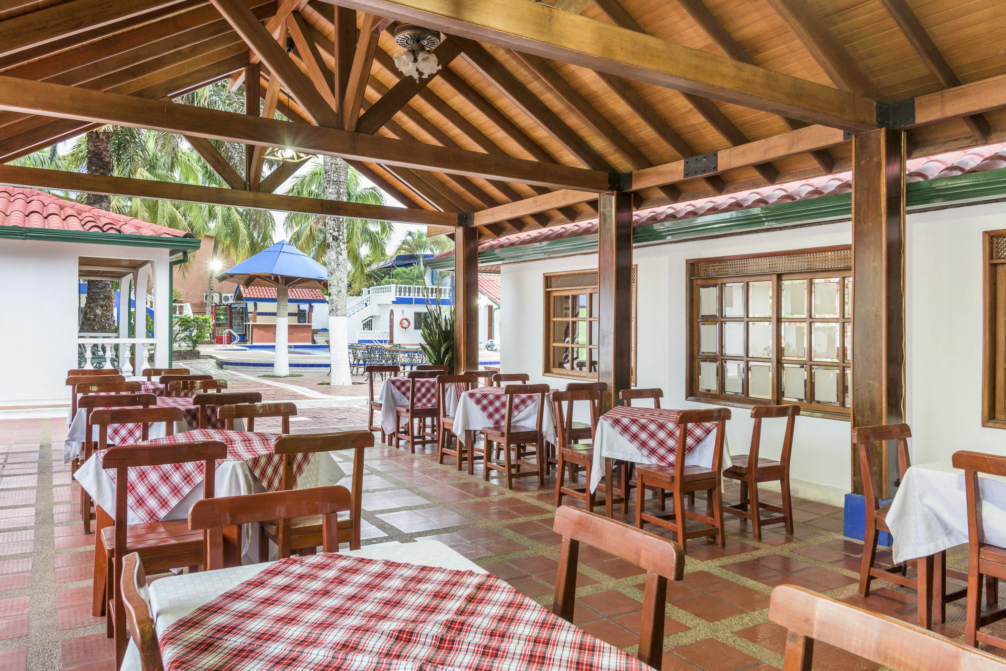 Hotel Sunrise Centro Vacacional Apiay Exterior foto