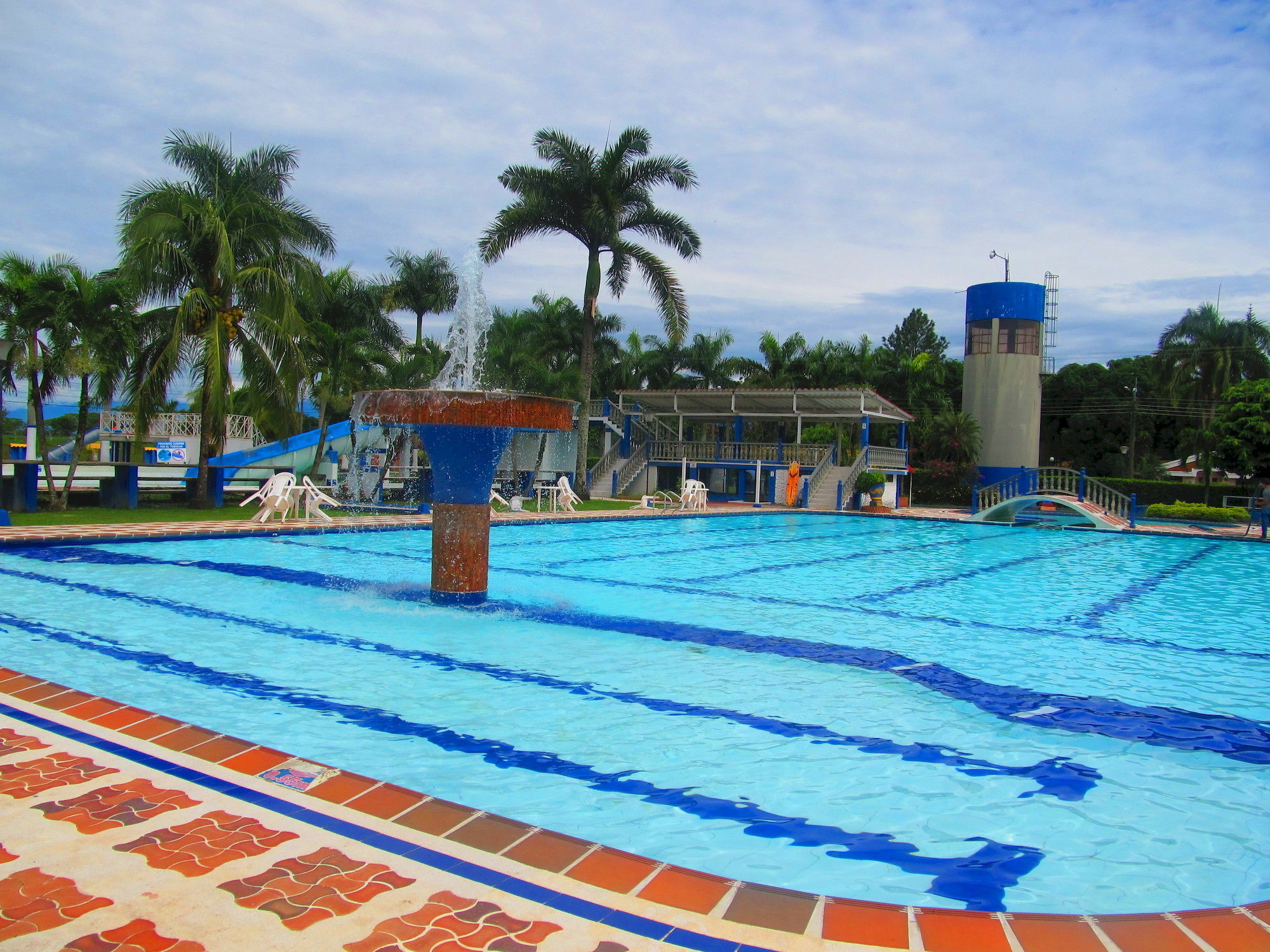 Hotel Sunrise Centro Vacacional Apiay Exterior foto