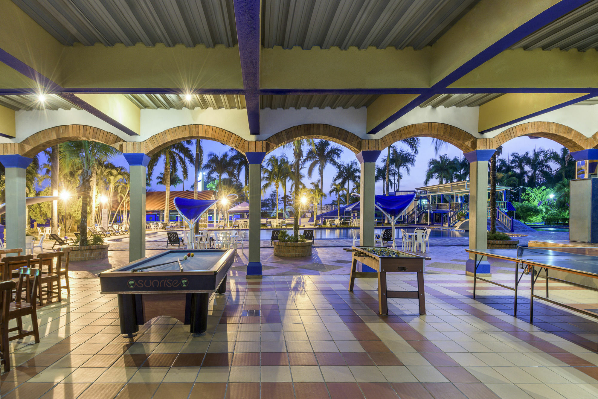 Hotel Sunrise Centro Vacacional Apiay Exterior foto